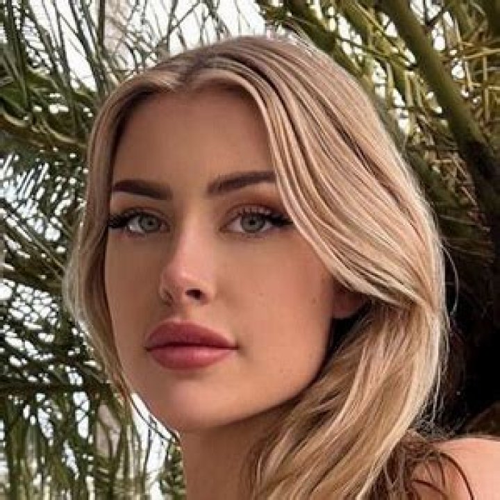 Annchen Augustine (TikTok Star) - Age, Birthday, Bio, Facts, Family, Net Worth, Height & More