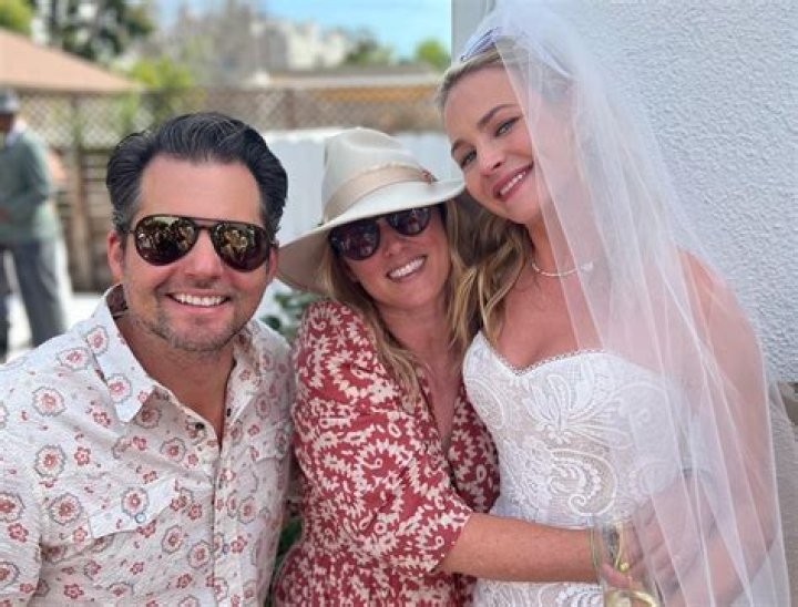 Britt Robertson Marries Paul Floyd in Intimate Wedding: Details |