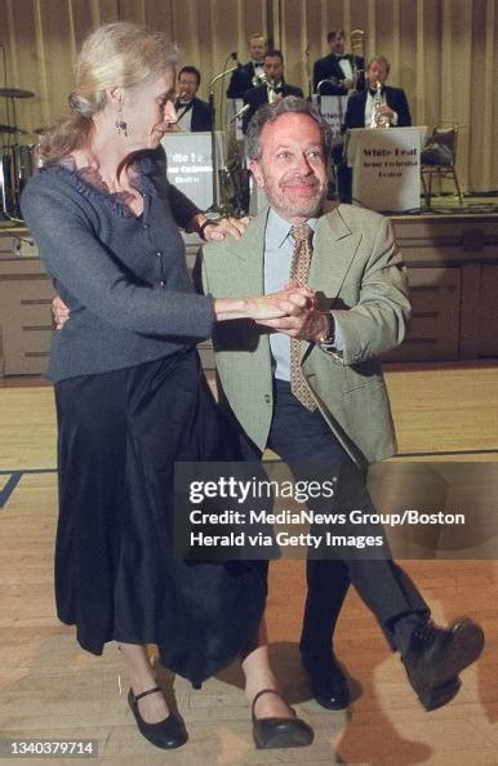 Discover The Identity And Impact Of Robert Reich's Wife