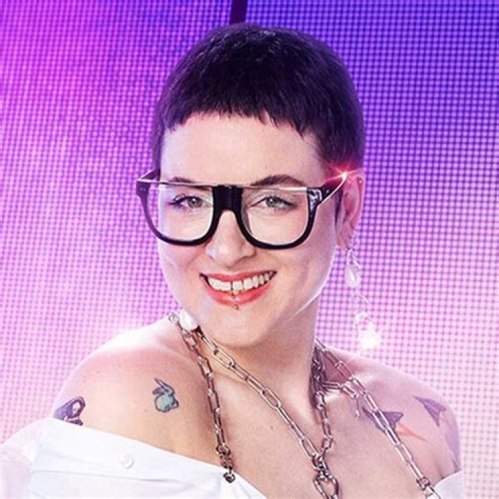 Hester Sunshine Project Runway Age, Married, Net Worth, Wiki, Bio, Husband