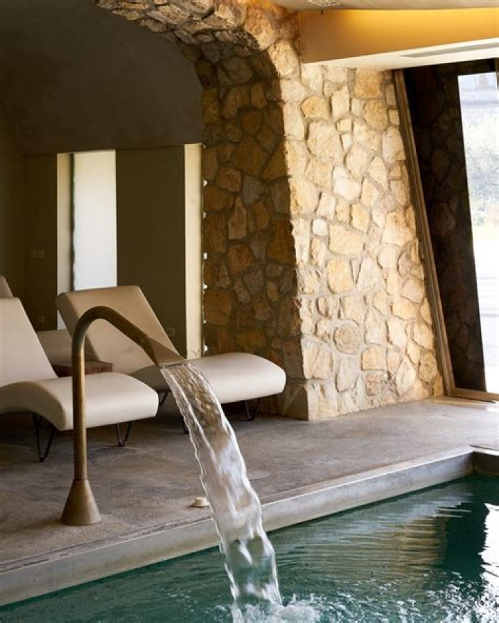 Inside the Aquapetra Resort & Spa based in Southern Italy First Dates Hotel! Fri 20 Septemb