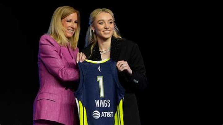 Is Isabelle Harrison From Dallas Wings Married? Her Career And Net Worth In 2022 Explored |