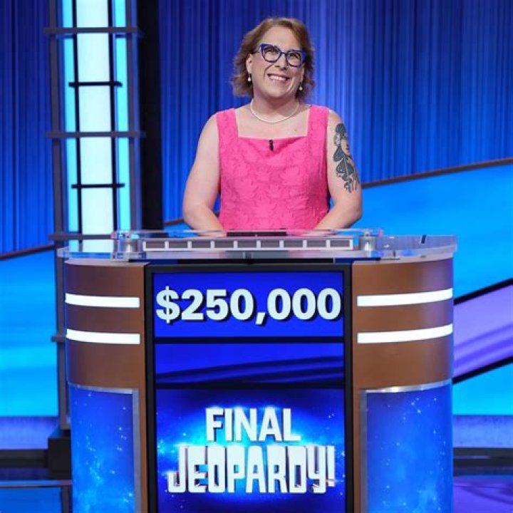 Jeopardy! Champion Amy Schneider's Inspiring Journey Before Surgery