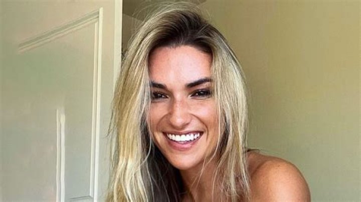 Kayla Simmons' Leaked OnlyFans Content