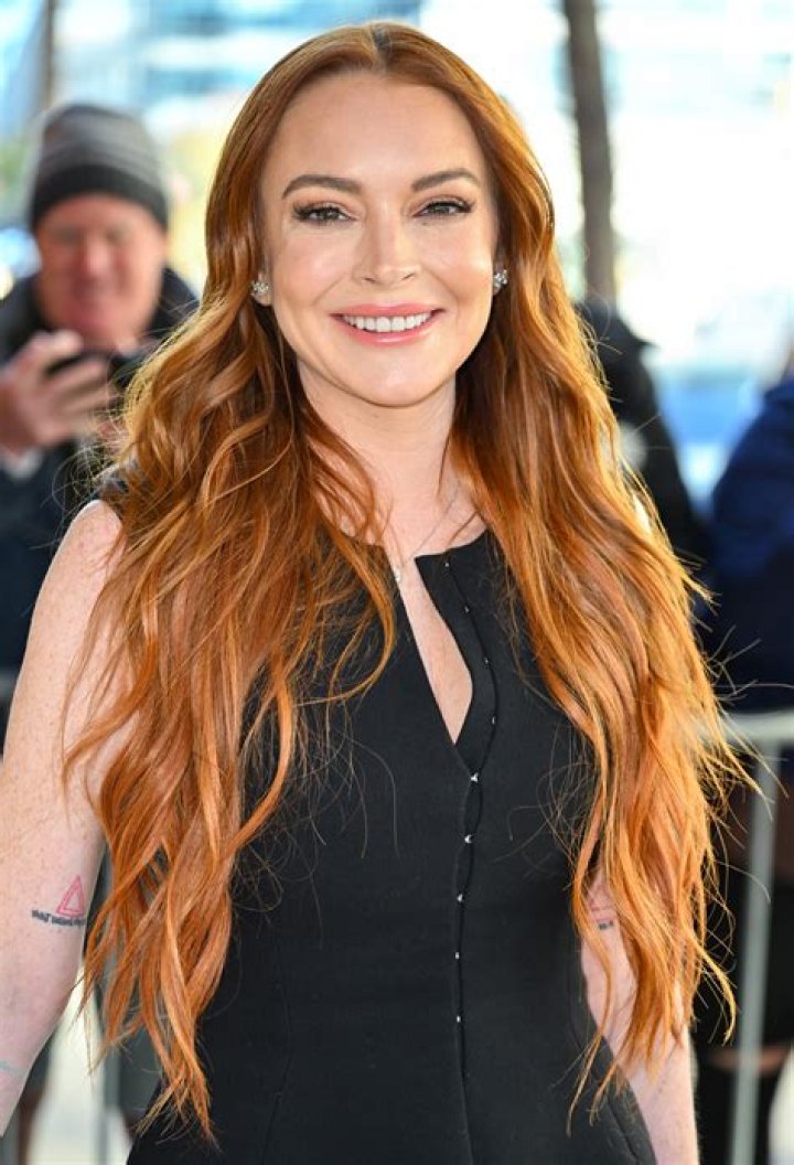 Lindsay Lohan Shares Rare Photo With Sister Ali for Her Birthday |
