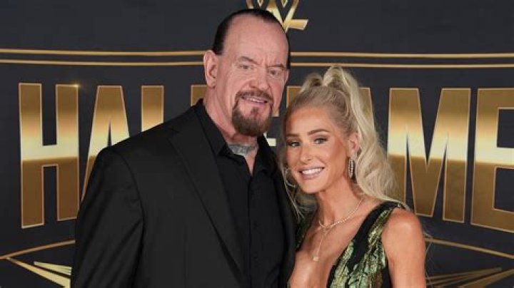 Michelle McCool (The Undertaker Wife) Wiki, Bio, Height, Weight, Husband, Net Worth, Family, Facts