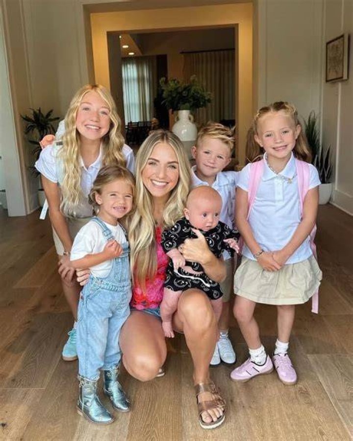 Rebekka Armstrong Biography, Age, Height, Husband, Net Worth, Family