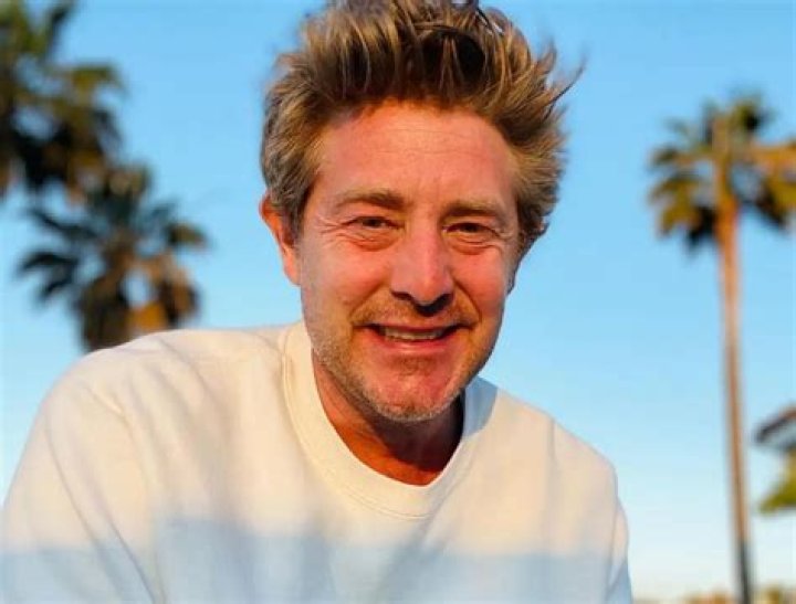 RiffVibe | Jason Nash Net Worth
