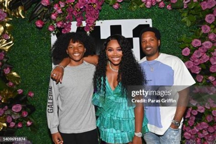 Yandy Smith Siblings Meet Brother Juelz Santana